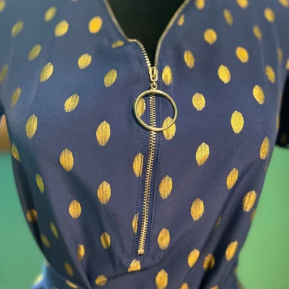 ๐2 for $13๐ SHEIN belted dress - Picture 2 of 5